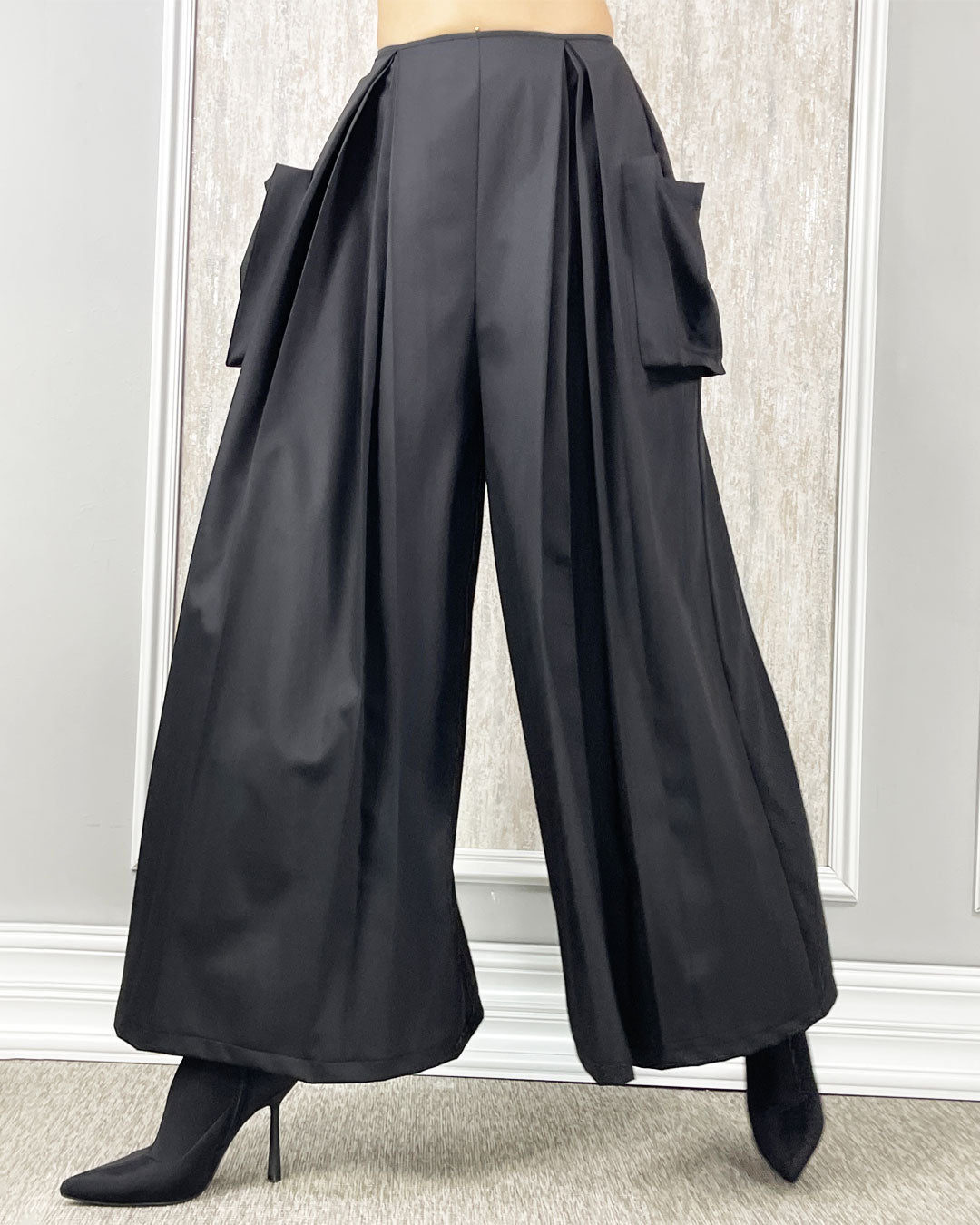 Burcu Aslan Pants MIRE BAGGY PANTS