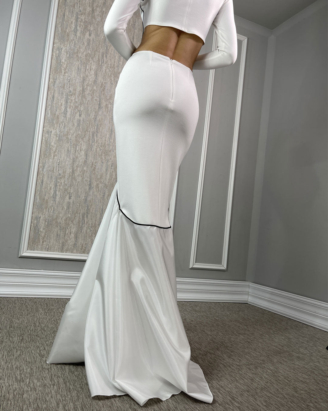 Burcu Aslan Skirt BEDA STRECHY SKIRT