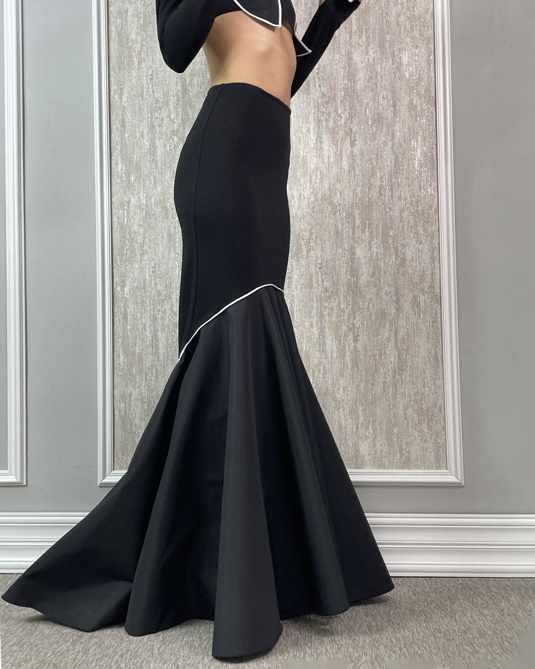 Burcu Aslan Skirt SURO STRECHY SKIRT