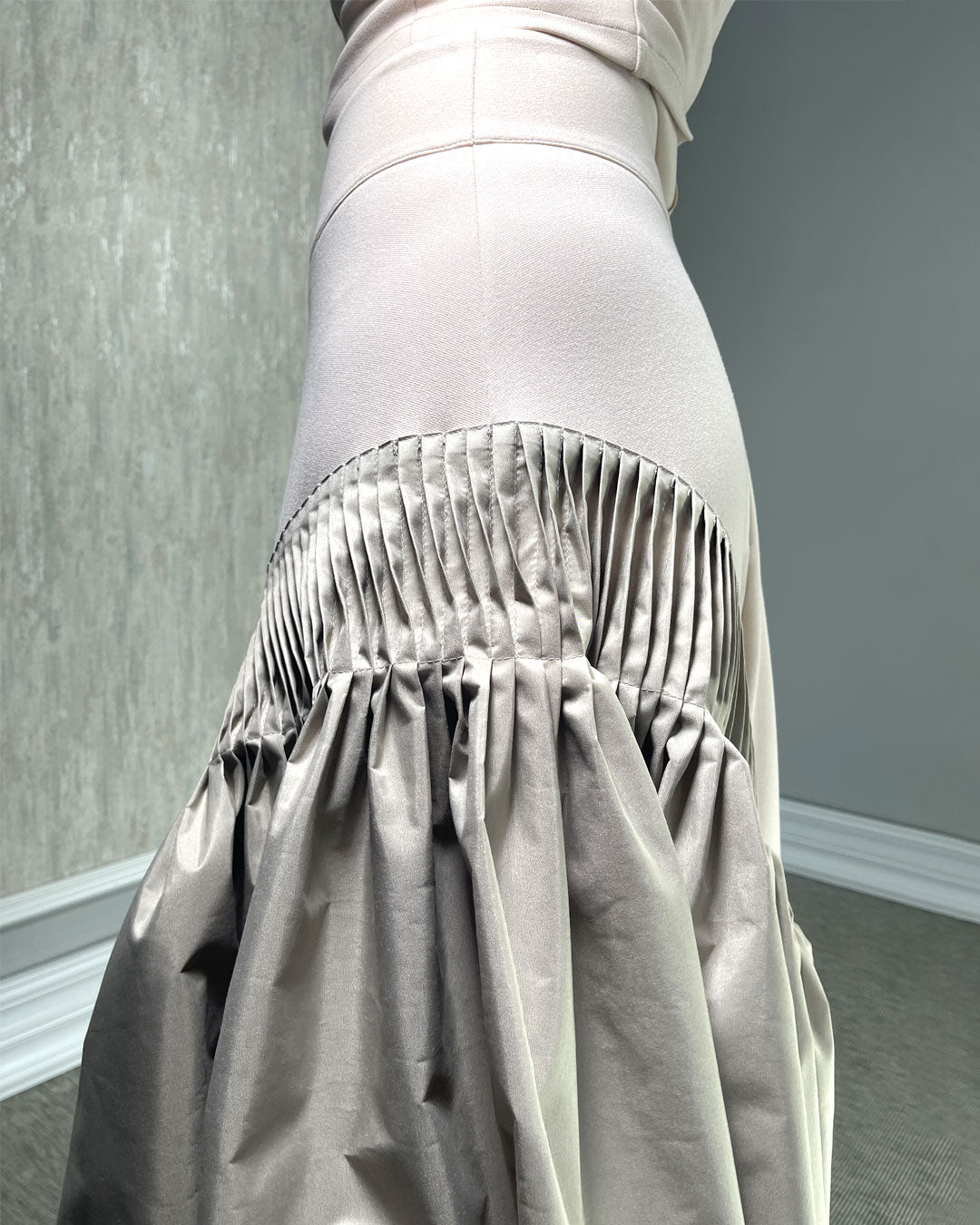 Burcu Aslan Skirt ETILO LIMITED EDITION SKIRT