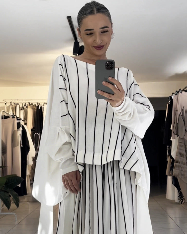 Burcu Aslan TOTAL OUTFIT OLERA LINEN LOOK
