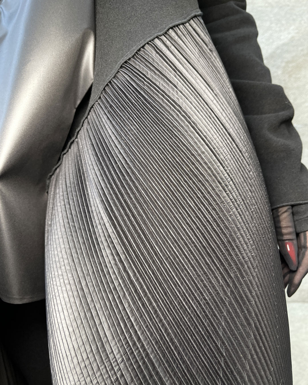 Burcu Aslan Coat ROE TOPCOAT